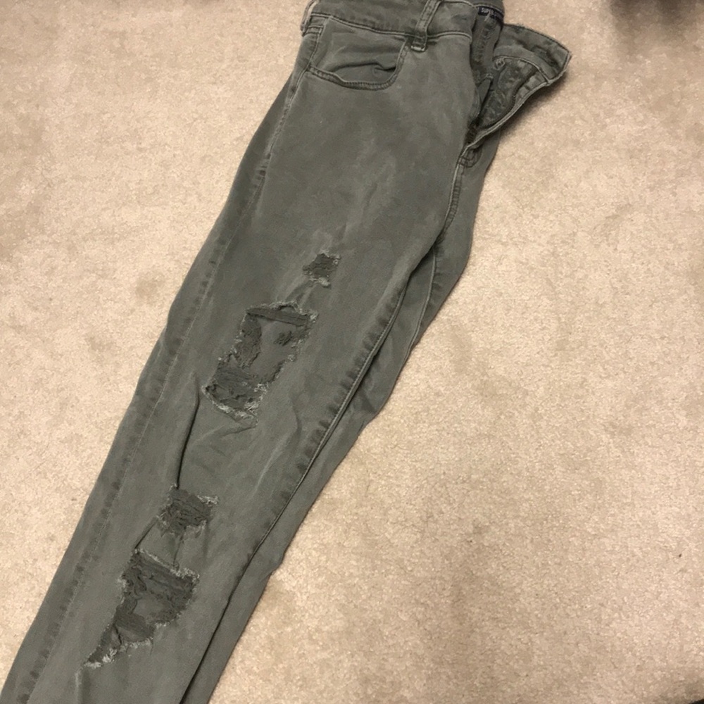 Army green AE distressed jeggings